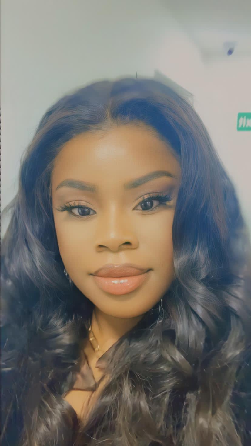 3 Pcs Of 100% Virgin Brazilian Human Wavy Hair Unprocessed 18 Inches. Colour 1B